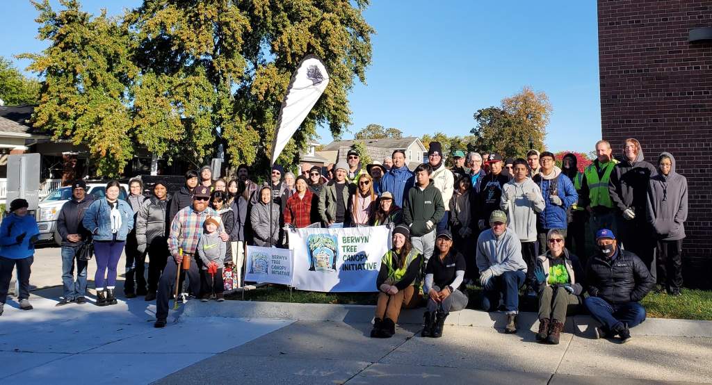 Groyup photo of volunteers at the BTCI 2022 Openland TreePlanters Grant planting day.